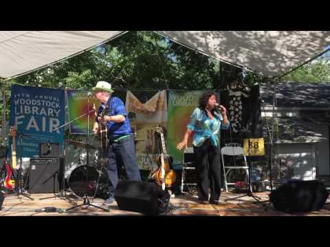 John Sebastian, Maria Muldaur - Woodstock NY Library Fair July 23, 2016
