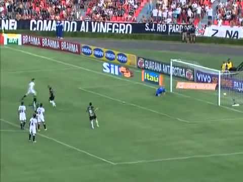 034 Gol de Fábio Junior América  MG 2 x 1 Corinthians SP 33a Rodada Brasileiro 2011 mmp4mp4