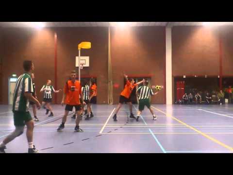 Oranje Zwart 1 - ZKV 1 Doelpunt René Ruighaver