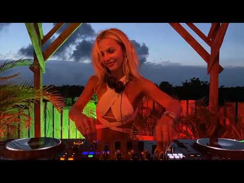 Kasia Sobczyk - [Artbat  - Flame]