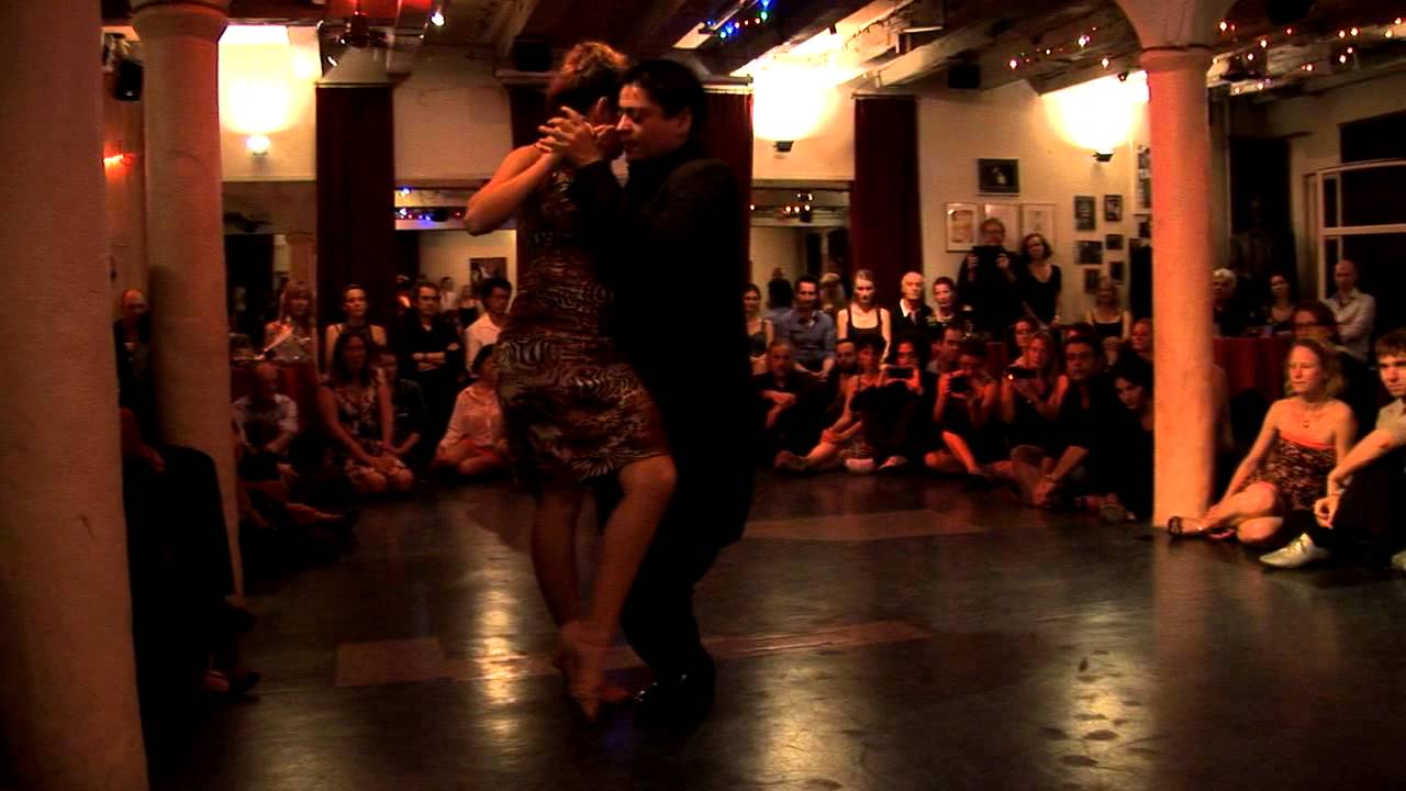 Noelia Hurtado & Carlitos Espinoza - 2