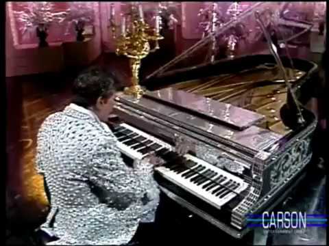 Liberace on Johnny Carsons Tonight Show (1986)