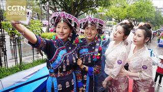 Tradiciones únicas y eventos culturales impulsan el turismo en el suroeste de China