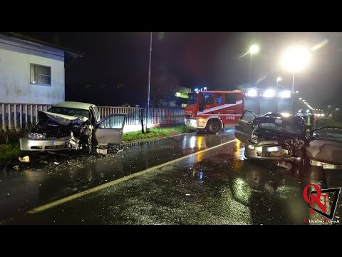 Busano - Scontro frontale in Via Busano, SP.13, 2 feriti