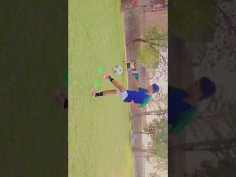 How to Control the Ball after a pass cross football tutorial by freekickerz