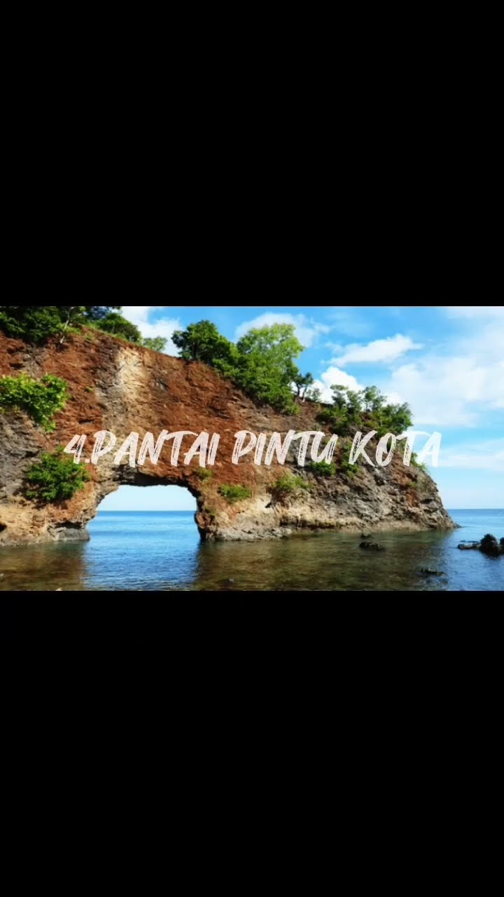 Siap-siap menjelajah! 🌊✨ Berikut adalah 10 tempat di Ambon yang wajib dikunjungi untuk liburan seru, baik bersama kelu...