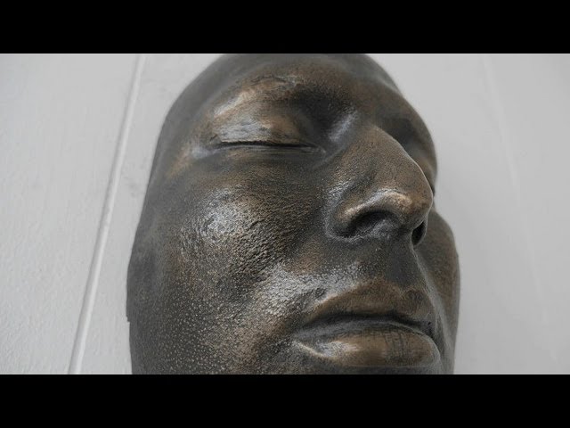 Vídeo relacionado con Wil Wheaton (Beard) Mascaras de Personajes Famosos, Caras de Carton