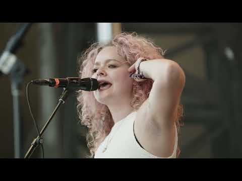 The Heavy Heavy - One of a Kind (Live at ACL)