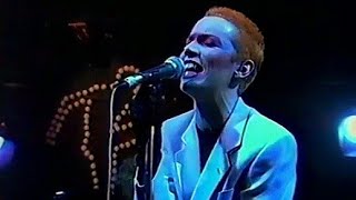 EURYTHMICS - OLD GREY WHISTLE TEST  - THIS CITY NEVER SLEEPS &amp; THE WALK (27-5-83)