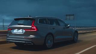 Video 3 of Product Volvo V60 II Station Wagon (2018)