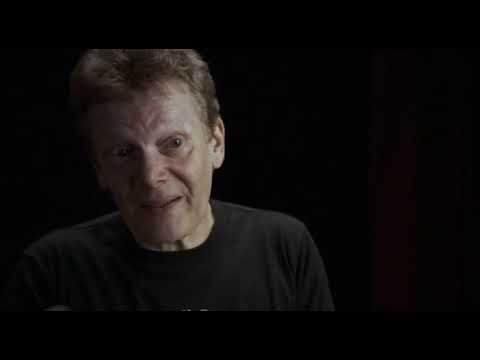 MCH2082 Man On Wire (Trailer)