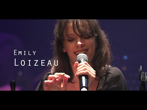 Emily Loizeau - Bird on a wire - Live @ Le Pont des Artistes