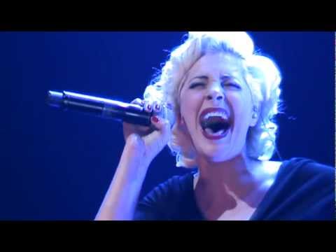 Natassa Bofiliou - The winner takes it all (Kyklos Live Stage 16.02.2013)