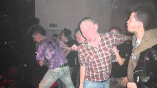 Jungle Urbaine - Vivre libre ou Mourir (Bérurier Noir) live