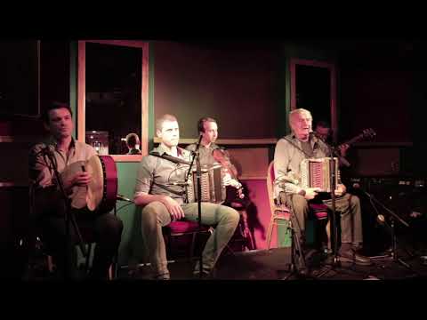 An Spailpín Fánach- Seamus Begley and Téada at Patrick O'Keeffe Traditional Music Festival