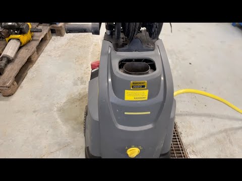 Köp Högtryckstvätt hetvatten Kärcher HDS 5/15-UX på Klaravik