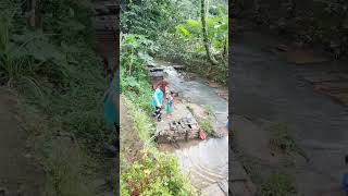 Download lagu indah nya suasana dikaki gunung cekoneng curuk#shorts mp3