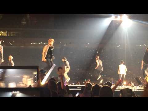 140815 SMTOWN Concert - EXO (short clip)