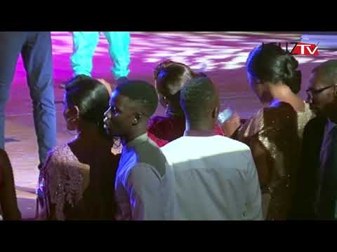 Vidéo: Regardez le « BAATRÉ » des driankés à la soirée de Sidy Diop au grand théatre Vidéo: Regardez le « BAATRÉ » des driankés à la soirée de Sidy Diop au grand théatre