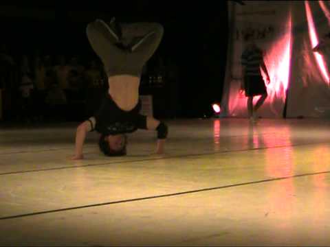 TDLT 2011 Morava - Bboy exhibition by bboys Reydeck, Eda, Roger