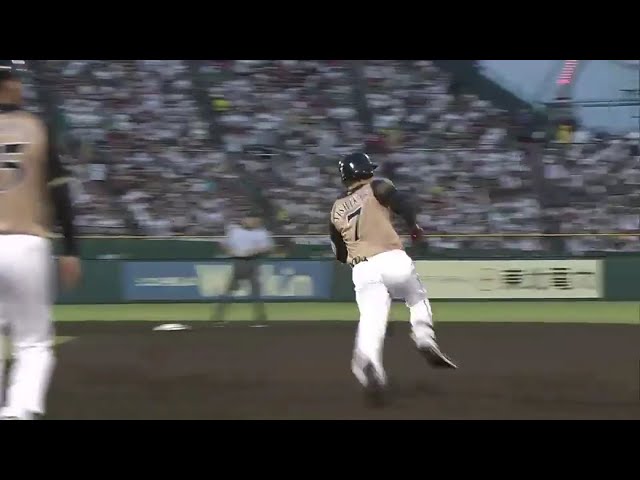 【3回表】ファイターズ・西川 俊足飛ばして余裕の3ベースヒット!! 2016/8/13 E-F