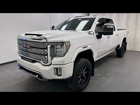 2020 GMC Sierra 3500HD 4WD Crew Cab Standard Box Denali in White for sale at Davis GMC Buick Lethbridge in Lethbridge, AB