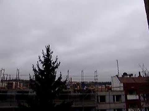 Nedelni rano (pozor na usi!)