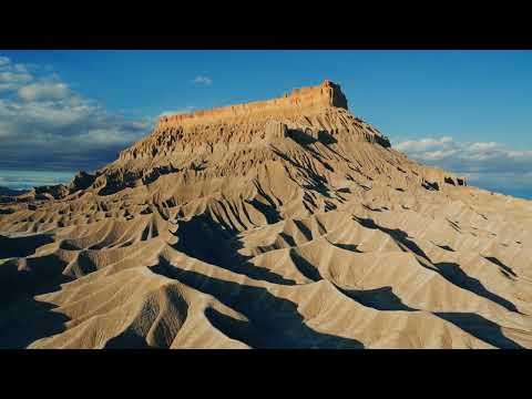 Utah's Factory Butte - 4K - 240 FPS - Live Wallpaper