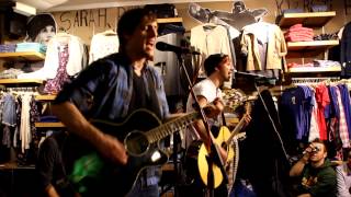 Itchy Poopzkid - Another Song The DJ&#39;s Hate (Acoustic @Quicksilver München)