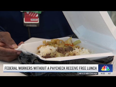 Federal workers receive free lunches amid government shutdown