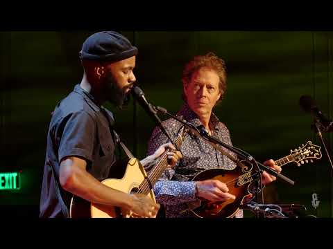 Buffalo Nichols - "Life Goes On" (live on eTown)