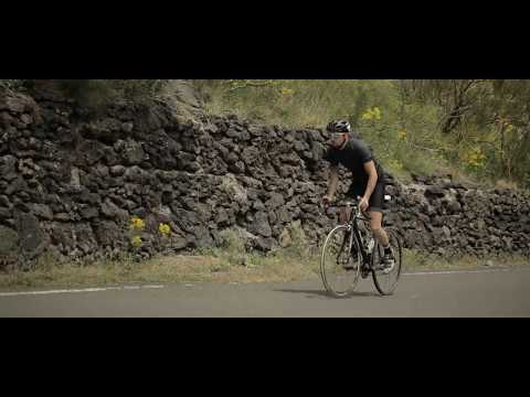 Riding like a Rock Star, cycling tours experience in Sicily with Velo-ce