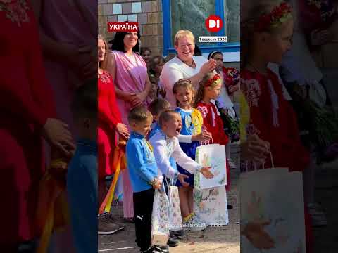 Цей школярик підкорив мережу своїм виступом 1 вересня