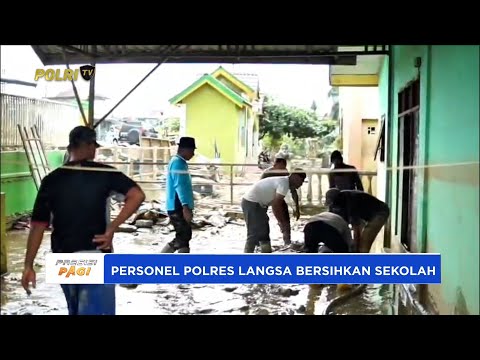 POLRES LANGSA BERSIHKAN SEKOLAH PASCABANJIR ACEH TAMIANG BAKTI PENDIDIKAN POLRI