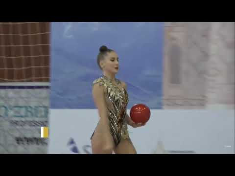 Sabina Tashkenbaeva (UZB), pelota. II Torneo Internacional Online