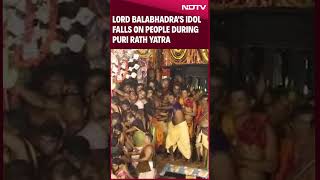 Download lagu Puri Rath Yatra | Lord Balabhadra's Idol Falls On People During Puri Rath Yatra, 9 Injured mp3