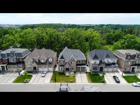 8 Fairmont Close Brampton