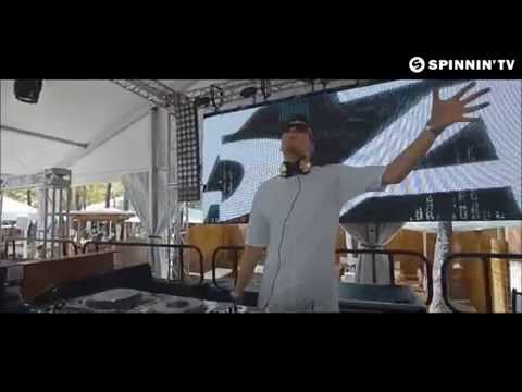 Galantis vs Ftampa vs Tujamo-Runaway vs That Drop vs booty Bounce (Dj Casti Mashup)