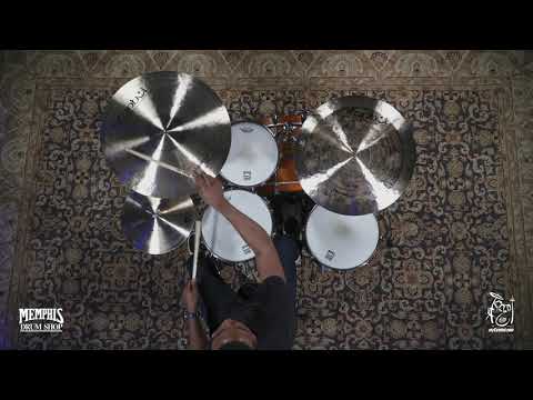 Istanbul Agop 22" Traditional Dark Crash Cymbal - 2043g (DC22-1032020L)