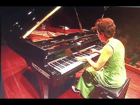 Eudoxia de Barros (2006) - C. Guarnieri: Toccata