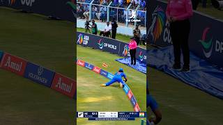 Fielder Takes an Incredible Catch... Then Touches the Boundary 😱🏏
