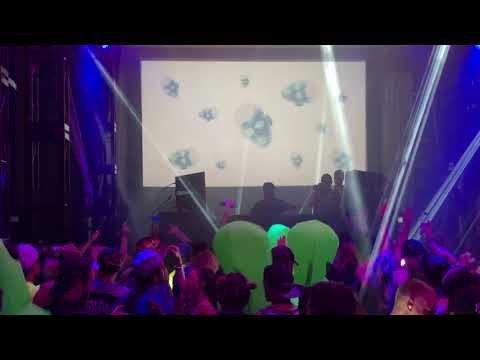 Holy Ship! 12.0 Habstrakt