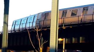 preview picture of video 'Far Rockaway-bound R46 A Train in Ozone Park(IND Rockaway Line)'