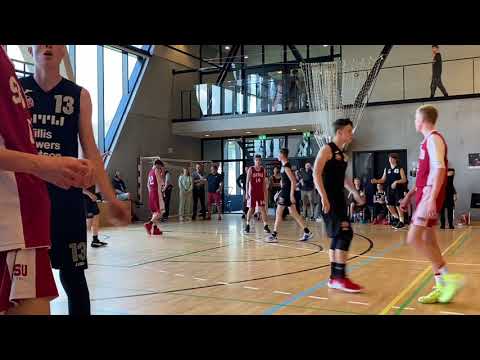 Sisu vs Alba 2007 ￼halvvej 2