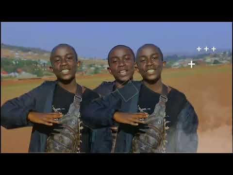 Futa - Afriboy feat Bf The Great ( Official video )