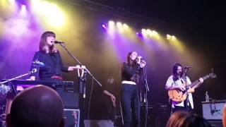 The Staves- Black and White