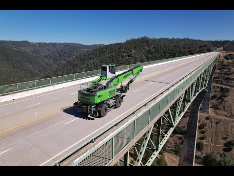 738 Sennebogen going over Foresthill Bridge