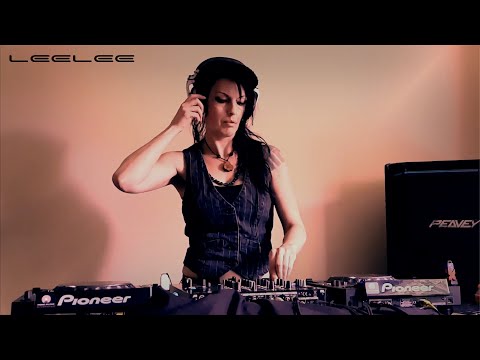 Hip house Rap / Techno Mashup  / 212 from Azealia Banks in The Mix / Leelee