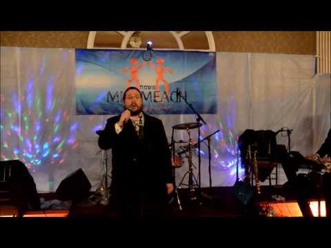 Chazan Ushi Felsenburg sings Tanya, at the Misameach Mid-winter Party