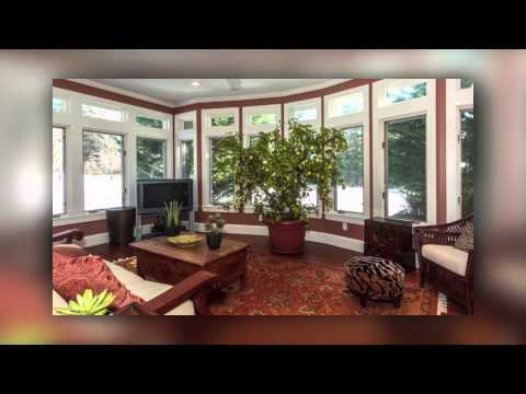 1099 Brush Hill Rd, Milton, MA 02186